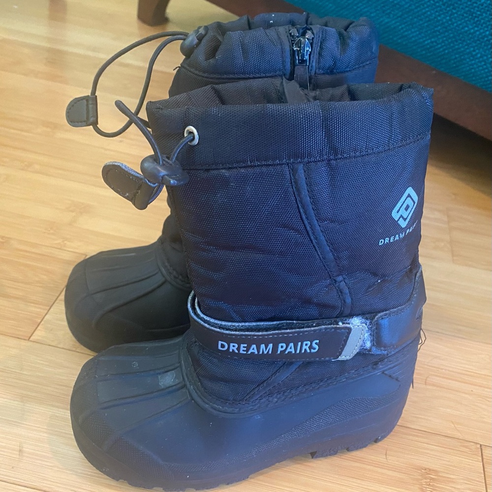 Dream Pairs Snow Boots Little Kid sz.12